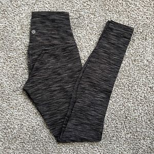 Lululemon Grey Stripe Align 28” Leggings size 4